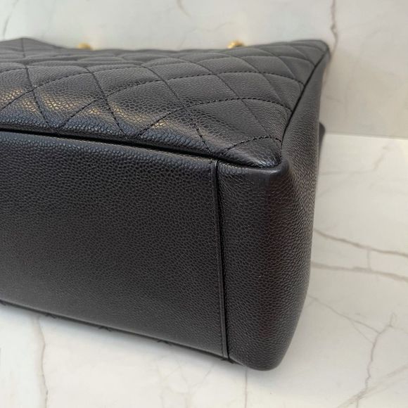 CHANEL GST Tote - Picture 9 of 16